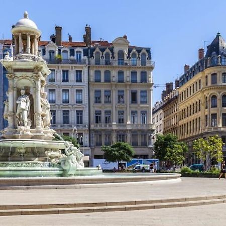 Guestready - 1-Br, 5 Minutes From Train Station Apartment Lyon Exterior photo